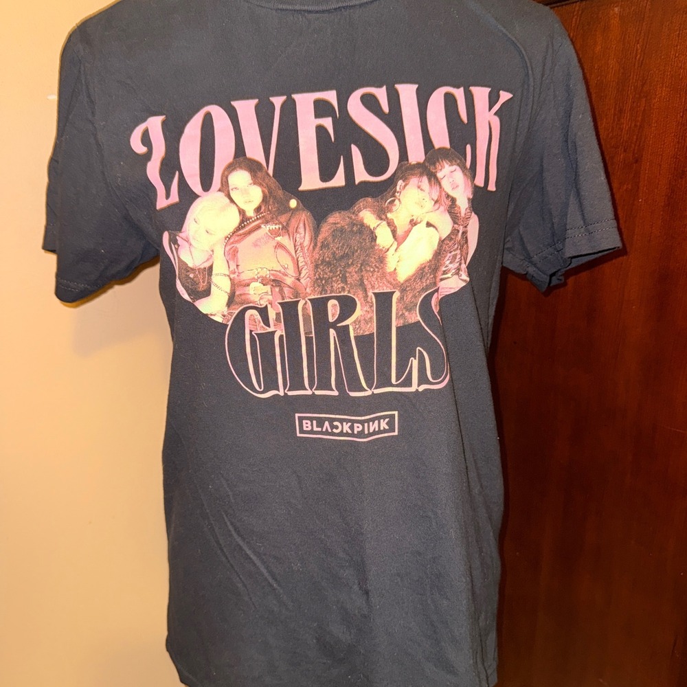 Blackpink Lovesick Girls T-Shirt Women Small Black Excellent K-Pop Graphic Tee‎